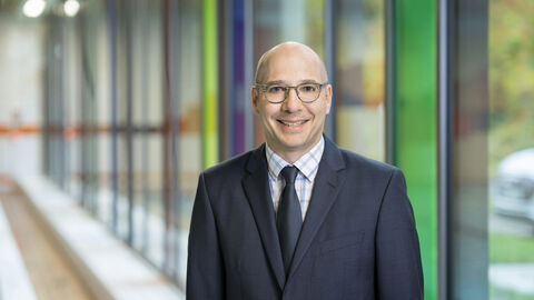 Ein Porträt von Carsten Höhr