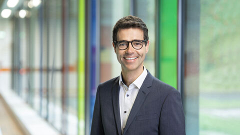 Ein Porträt von Dr. Kai Haberzettl